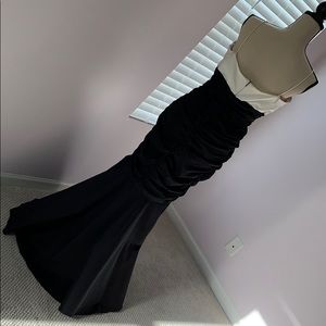 Elegant - Fit and Flare - Mermaid - Evening Dress